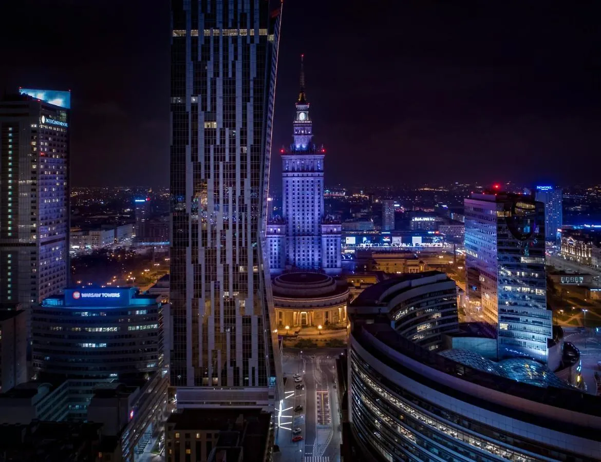 Room With A Balcony In The Very Center Of Warsaw location