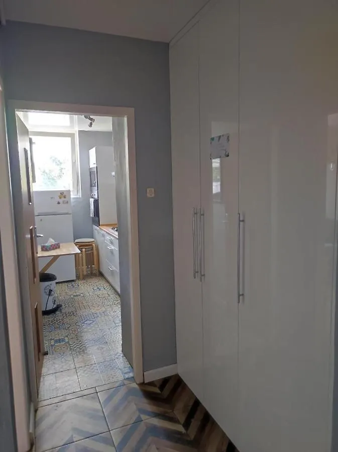 Room With A Balcony In The Very Center Of Warsaw Guest house