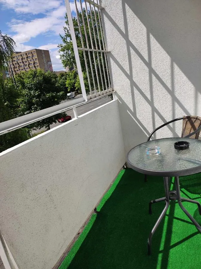 Room With A Balcony In The Very Center Of Warsaw Guest house